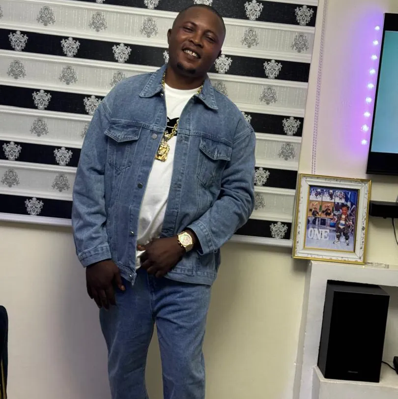 Emini Myson Ft. Farulee - Ojumokan